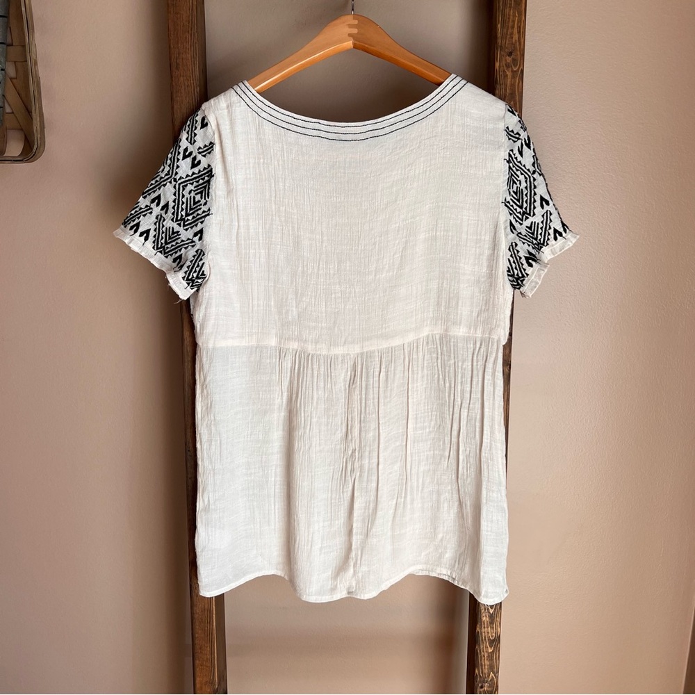 THML Anthropologie Gauzy Embroidered Cottagecore Short Sleeve Summer Top - Picture 6 of 6
